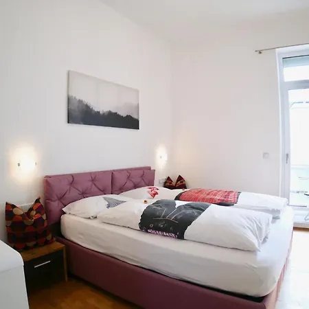 Mutters Apartament Innsbruck