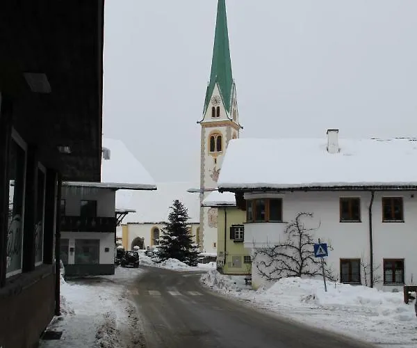 Mutters Apartament Innsbruck